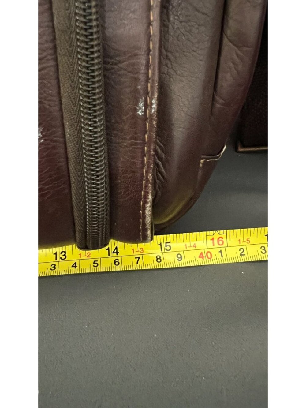 Kenneth Cole Reaction Brown Leather Briefcase Laptop Bag With Shoulder Strap - Picture 10 of 13